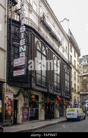 Théâtre des Bouffes-Parisiens, Parisian theatre performance of opéra bouffe and operetta, Paris, France. Stock Photo