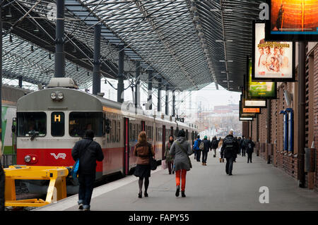 Railway station, Helsinki, Finland. The main meeting point for locals and visitors to Helsinki's central train station. Its beau Stock Photo