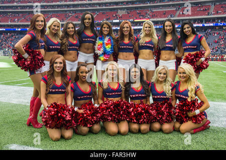 Houston, Texas, USA. 3rd Jan, 2016. The Houston Texans Cheerleaders pose after an NFL game between the Houston Texans and the Jacksonville Jaguars at NRG Stadium in Houston, TX on January 3rd, 2016. Credit:  Trask Smith/ZUMA Wire/Alamy Live News Stock Photo
