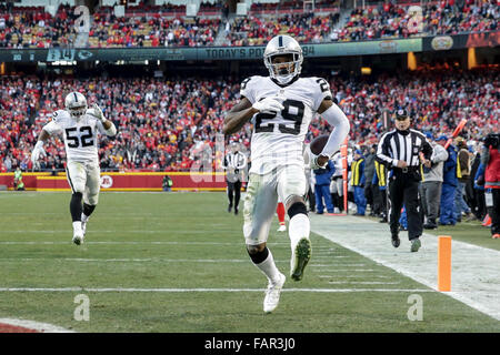 January 3, 2016: Oakland Raiders cornerback David Amerson (29) returns an interception for a touchdown during the NFL game between the Oakland Raiders and the Kansas City Chiefs at Arrowhead Stadium in Kansas City, MO Tim Warner/CSM. Stock Photo