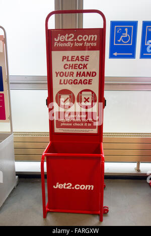 Size of cabin luggage jet2 online