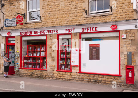 Bourton-On-The-Water Post Office  at Gloucestershire , England , Britain , Uk Stock Photo