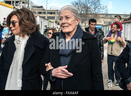Athens, Greece. 05th Jan, 2016. Vanessa Redgrave visits a refugee center in Athens Credit:  Elias Verdi/Alamy Live News Stock Photo