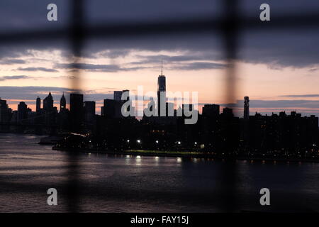 view of the manhattan skyline from the Williamsburg bridge photo by jen lombardo Stock Photo