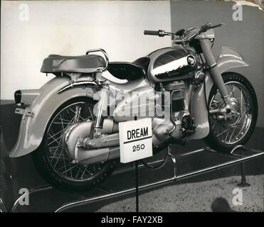1957 - Japanese-Made Motorcycles At The Tokyo Show: The ''Dream'' 250 c.c., made by the Honda Company weights 175kgs, is 14 h.p. it 6,000 rmp and is guaranteed to do 100 m.p.h The 1957 Motor Show Opens In Tokyo With The Latest And Best From Japan And All Motor Vehicle Manufacturing Countries - Except Britain:Tokyo's Hibiya Park is the site for the biggest-ever Japanese Motor, Motorcycle and bus show. Hundreds of exhibitors represent every make of vehicle and accessory of the Industry and competition is high to capture the markets offered in the Land of the Rising Sun. But the only British entr Stock Photo