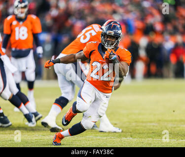 Denver Broncos running back Latavius Murray (28)plays against the Los  Angeles Chargers of an NFL football game Sunday, January 8, 2023, in Denver.  (AP Photo/Bart Young Stock Photo - Alamy