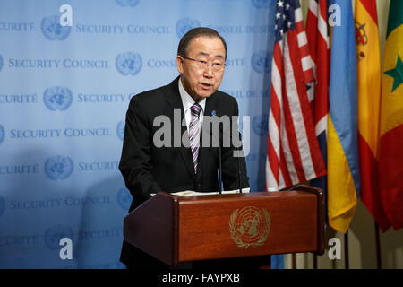 New York, USA. 6th Jan, 2016. The United Nations Secretary-General Ban Ki-moon speaks to journalists on the Democratic People's Republic of Korea (DPRK)'s announcement of first hydrogen bomb test, at the UN headquarters in New York, the United States, Jan. 6, 2016. UN chief condemns unequivocally DPRK over hydrogen bomb test. Credit:  Li Muzi/Xinhua/Alamy Live News Stock Photo