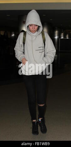 Model Sarah Snyder departs from Los Angeles International Airport  Featuring: Sarah Snyder Where: Los Angeles, California, United States When: 07 Dec 2015 Stock Photo