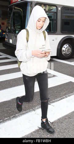 Model Sarah Snyder departs from Los Angeles International Airport  Featuring: Sarah Snyder Where: Los Angeles, California, United States When: 07 Dec 2015 Stock Photo