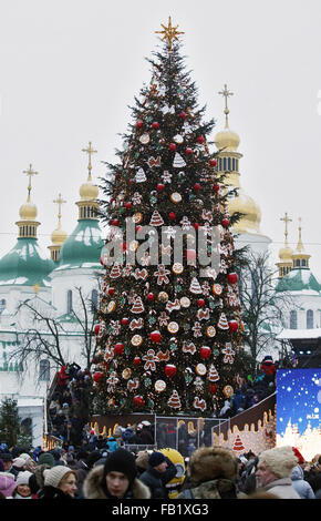 Kiev, Ukraine. 07th Jan, 2016. The main Christmas Tree of Ukraine