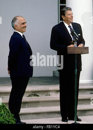 Washington, DC., USA, 29th May, 1985 President Ronald Reagan poses for a photo opportunity  with King Hussein of Jordon on the Rose Garden steps after their meeting in the Oval Office. Credit: Mark Reinstein Stock Photo