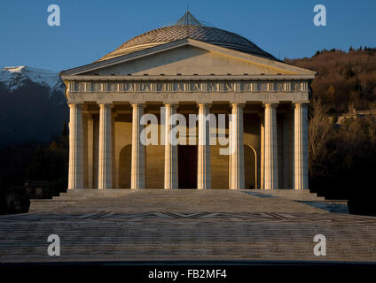 Possagno (Venetien), Tempel des Antonio Canova 1819-31 Stock Photo