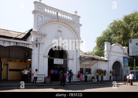 Passengers gathering at Colombo Fort Railway station ( mainline station) in Colombo, Sri Lanka Stock Photo