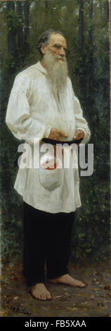 LEO TOLSTOY (1828-1910) Russian author painted in peasant dress by Ilya Repin in 1901 Stock Photo