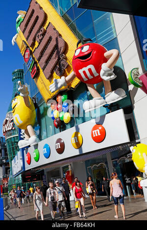 People outside the M&M World Store on Las Vegas boulevard, Las Vegas, Nevada. Stock Photo