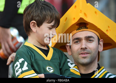 Landover, MD, USA. 10th Jan, 2016. Packer fans watch the game during the NFC Wildcard matchup between the Green Bay Packers and the Washington Redskins at FedEx Field in Landover, MD. John Middlebrook/CSM/Alamy Live News Stock Photo