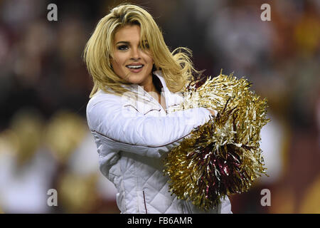 Landover, MD, USA. 10th Jan, 2016. A redskins cheerleader performs during the NFC Wildcard matchup between the Green Bay Packers and the Washington Redskins at FedEx Field in Landover, MD. John Middlebrook/CSM/Alamy Live News Stock Photo