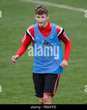 Belek, Turkey. 11th Jan, 2016. Dren Feka of Hamburger SV is seen during a training session in Belek, Turkey, 11 January 2016. Hamburger SV stays in Belek to prepare for the second half of the German Bundesliga season. Photo: Thomas Eisenhuth/dpa/Alamy Live News Stock Photo