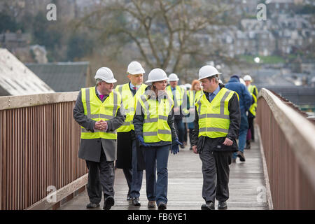 Selkirk, UK. 11th January, 2016.   First ever national flood plan for Scotland  Environment Minister Dr Aileen McLeod  (centre) with (L-R) Cllr David Parker, Leader of Scottish Borders Council  MP Calum Kerr, Terry A'Hearn (SEPA) at the Flood risk management strategy launch, Environment Minister Dr Aileen McLeod today visited Selkirk Flood Protection Scheme (11 January, 2016) to launch the national flood risk management plan for Scotland.   Credit:  Rob Gray/Alamy Live News Stock Photo