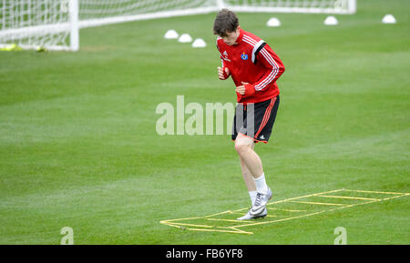 Belek, Turkey. 11th Jan, 2016. Michael Gregoritsch of Hamburger SV is seen during a training session in Belek, Turkey, 11 January 2016. Hamburger SV stays in Belek to prepare for the second half of the German Bundesliga season. Photo: Thomas Eisenhuth/dpa/Alamy Live News Stock Photo