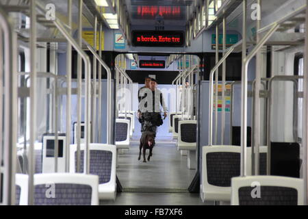 Rio de Janeiro, Brazil, 11th January 2016: BAC-Action Battalion with Dogs conducts training against terrorism for the Olympic Games Rio 2016. The BAC dogs are trained to identify weapons, drugs and explosives in different situations. BAC dogs trained at the Central do Brasil railway station Credit:  Luiz Souza/Alamy Live News Stock Photo