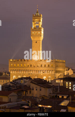 Palazzo Vecchio at night, Florence, Tuscany, Italy Stock Photo