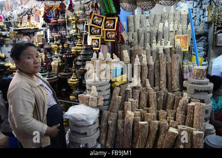 Vendors selling Thanaka wood at the Shwezigon Paya in Bagan. Stock Photo