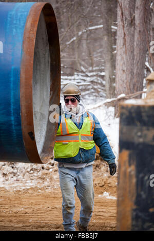 Columbiaville, Michigan USA - 13th January 2016 - Construction of a water pipeline for Flint, Michigan and surrounding areas. The pipeline will take water from Lake Huron through a 70-mile pipeline. Flint's decision to draw its water from the Flint River until construction is complete--instead of continuing to buy it from Detroit--has led to elevated levels of lead in Flint children. Credit:  Jim West/Alamy Live News Stock Photo