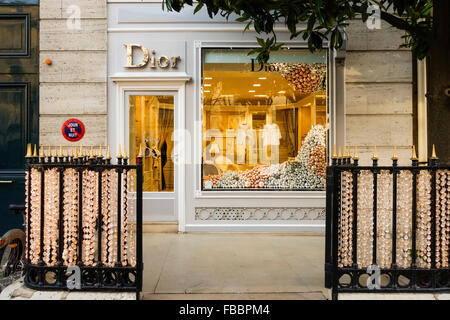 Window display of Christian Dior Baby with christmas, decorations, Avenue Montaigne, Paris, France. Stock Photo