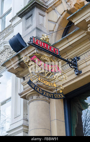 Hanging sign for The Old Joint Stock, a Fuller's Ale & Pie House in Birmingham Stock Photo