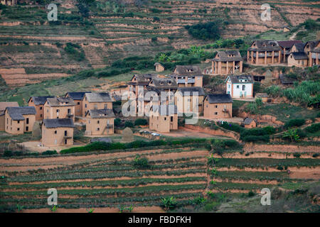 MADAGASCAR, village with traditional clay brick houses and terrace fields in highlands road from Antananarivo to Mananjary Stock Photo