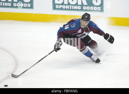 Denver, Colorado, USA. 14th Jan, 2016. Avalanche D NIKITA ZADOROV stretches for the loose puck during the 2nd. Period at the Pepsi Center Thursday night. The Avalanche beat the Devils 3-0. © Hector Acevedo/ZUMA Wire/Alamy Live News Stock Photo