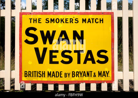 Matches swan vestas hi-res stock photography and images - Alamy