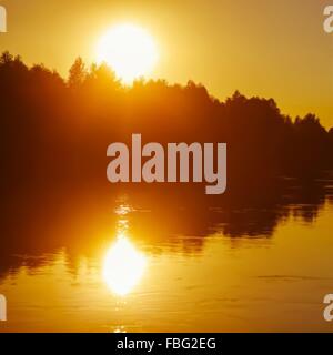 sunset river water sun vector illustration mesh Stock Vector