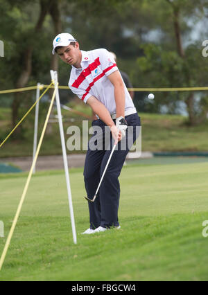 FILE PHOTOS: Clearwater Bay, Hong Kong. 03rd Oct, 2015. Australian Ryan Ruffels hits out of bounds on the 9th green. Following a drop he hits off from amongst the ropes.Asia- Pacific Amateur Golf Championship 2015 Clearwater Bay. Ryan Ruffels turns pro.  Credit:  Jayne Russell/Alamy Live News Stock Photo