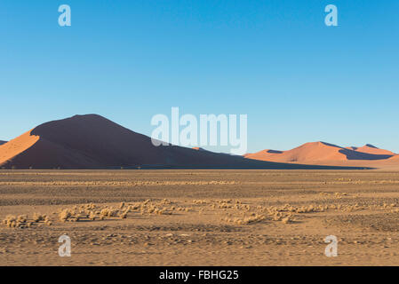 Sand dunes, Sossusvlei, Namib Desert, Namib-Naukluft Park, Hardap Region, Republic of Namibia Stock Photo