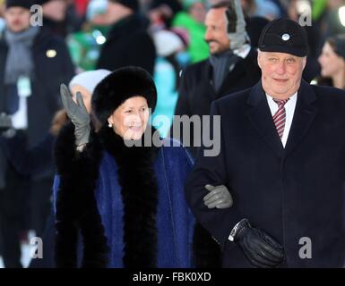 Oslo, 17-01-2016 King Harald and Queen Sonja 25th anniversary of the ascension to the Norwegian throne of Their Majesties King Harald and Queen Sonja The Royal Family attends the events at The Palace Square (Slottsplassen) RPE/Albert Nieboer/Netherlands OUT - NO WIRE SERVICE - Stock Photo