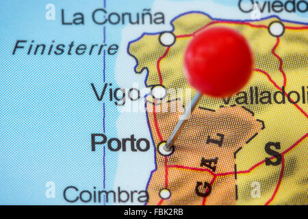 Pin de pessoa em Portugal  Mapa de portugal cidades, Portugal