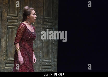 Actress Ana Belen gives life to a sorceress in the play 'Medea' at the Teatro de La Abadía theatre in Madrid  Featuring: Ana Belen Where: Madrid, Spain When: 17 Dec 2015 Stock Photo