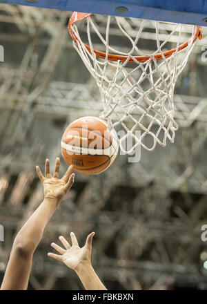 Birmingham, UK, 17th January, 2016. the  WBBL Trophy Final 2016 at the Barclaycard Arena. Sheffield Hatters defeat Barking Abbey Crusaders 79-45. copyright Carol Moir/Alamy Live News. Stock Photo