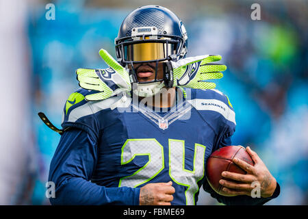 November 2, 2014..Seattle Seahawks running back Marshawn Lynch #24 in  action against the Oakland Raiders at CenturyLink Field in Seattle, WA.. Seahawks defeat the Raiders 30 - 24 Stock Photo - Alamy