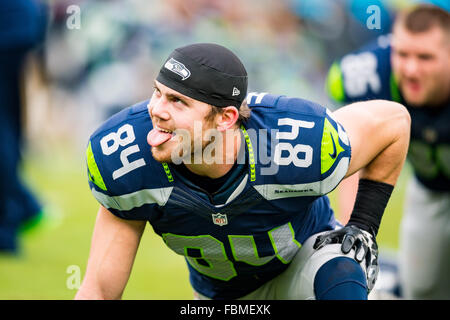 Photo: Seahawks tight end Cooper Helfet (84) is tackled after catching a  pass against Cleveland Browns - SEA2015122009 