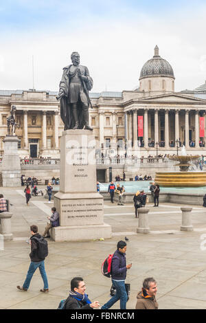 trafalgar square, napier monument and national gallery, london, england Stock Photo