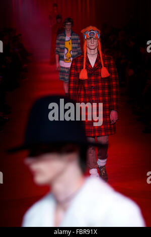 News - Gucci - Milan Fashion Week Men s SS 25 Fashion Show - Outside ...