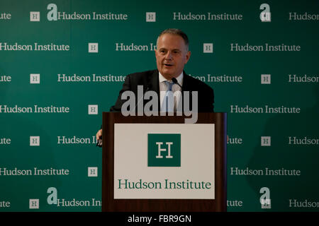 Thursday, November 19, 2015: Kenneth R. Weinstein, President and CEO of Hudson Institute, speaking - Washington, DC USA Stock Photo
