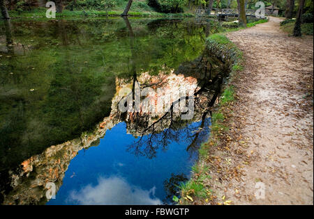 Nuevalos, Zaragoza province, Aragon, Spain: natural park Monasterio de Piedra. Lake 'del espejo' Stock Photo