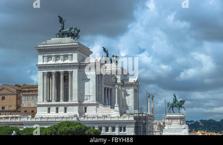 Il Vittoriano, “typewriter”, National Monument to Victor Emmanuel II in Rome Stock Photo