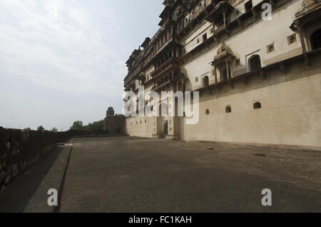 Exterior view of Datia Palace. Also known as Bir Singh Palace or Bir Singh Dev Palace. The specialty of this palace is that it i Stock Photo