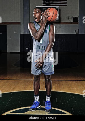 Chino Hills, CA. 8th Dec, 2015. Nationally Ranked Top Prep Basketball player Elizja Scott #0 of Chino Hills High School.Chino Hills Basketball Team Photo Day and Media photos.Mandatory Photo Credit: Louis Lopez/Cal Sport Media. © csm/Alamy Live News Stock Photo