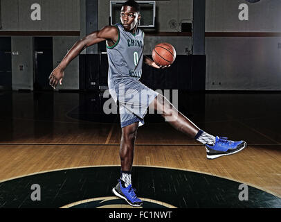 Chino Hills, CA. 8th Dec, 2015. Nationally Ranked Top Prep Basketball player Elizja Scott #0 of Chino Hills High School.Chino Hills Basketball Team Photo Day and Media photos.Mandatory Photo Credit: Louis Lopez/Cal Sport Media. © csm/Alamy Live News Stock Photo